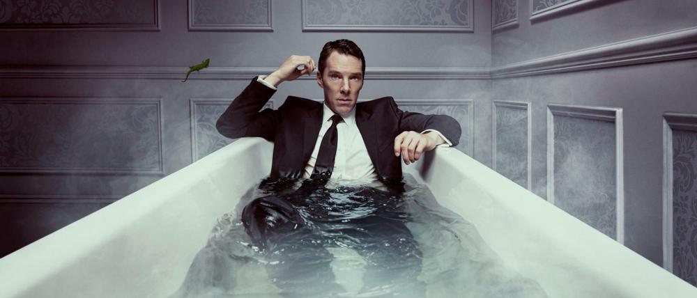 Endstation Badewanne. Patrick Melrose (Benedict Cumberbatch) sucht Abkühlung, wenn ihm der Rauschzustand seiner Existenz mal wieder zu heiß wird. 