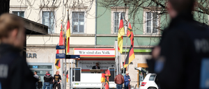 Kundgebung der "Patrioten für Deutschland" im März 2019 in Weimar. 