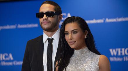 Kim Kardashian und Comedian hatten im Mai ihre Beziehung öffentlich gemacht.