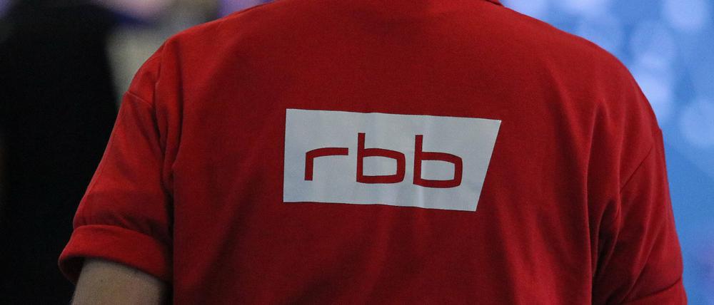 Auf wessen Rücken wurde das RBB-System im Rundfunk Berlin-Brandenburg ausgetragen?