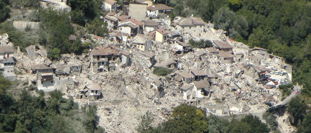 Auch der Ort Pescara del Tronto in Mittelitalien ist von dem Erdbeben stark betroffen. 