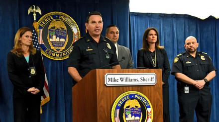 Baby-Kidnapping aufgeklärt: Sheriff Mike Williams erklärt den Fall. 