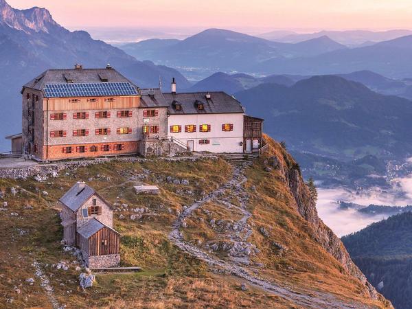 1930 Meter hoch liegt das Watzmannhaus in den Berchtesgadener Alpen. 