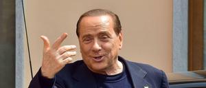 Silvio Berlusconi im Jahr 2014 nach seinem ersten Sozialdienst.