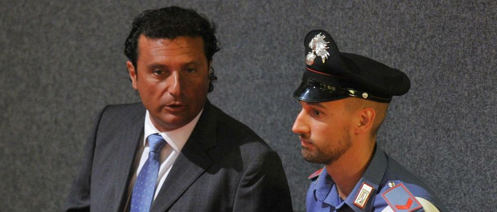 Der ehemalige Kapitän der "Costa Concordia", Francesco Schettino, muss für 16 Jahre ins Gefängnis. 