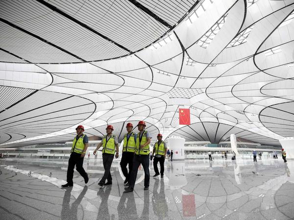 Futuristisch: Der Airport 50 Kilomter südlich der Innenstadt Pekings.