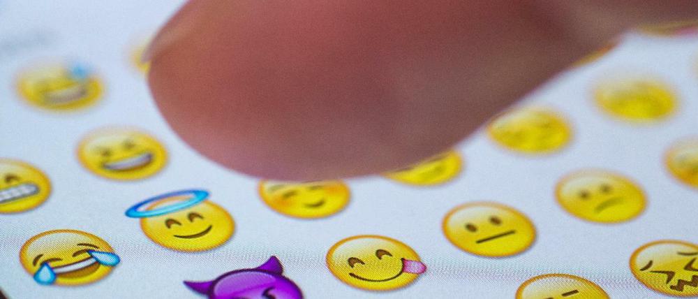 Die Emoji-Tastatur auf dem Smartphone.