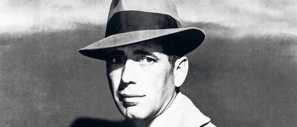 Gelassen und wortkarg: In seiner Rolle als Barbesitzer Rick in „Casablanca“ wurde Humphrey Bogart zum Inbegriff der Coolness. 