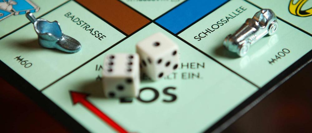 Bei „Ms. Monopoly“ bekommen Frauen mehr Geld als Männer, wenn sie über „Los“ ziehen.