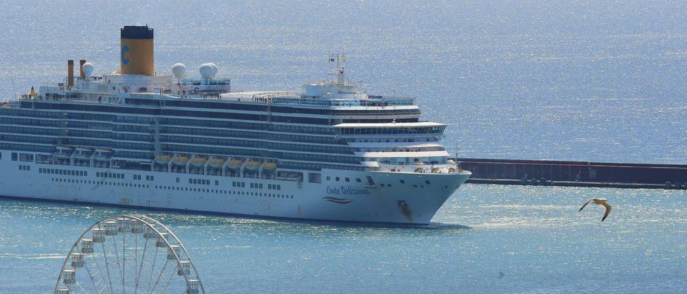 Wochenlang konnten die Passagiere der Costa Deliziosa angesichts der Coronavirus-Pandemie nicht an Land. Das Schiff konnte in einigen Häfen nicht anlanden. 
