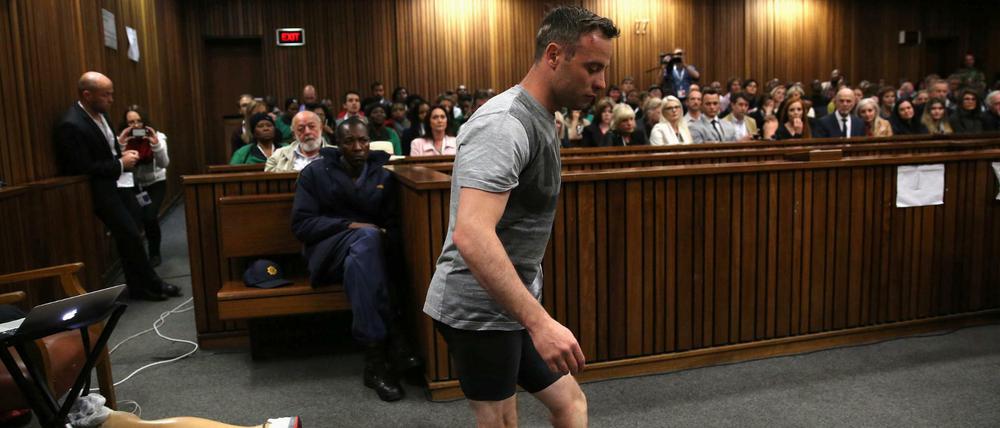 Oscar Pistorius ohne Beinprothese im Gerichtssaal. 