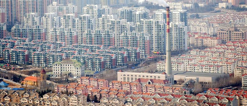 Ansicht der Stadt Qingdao im Osten Chinas.