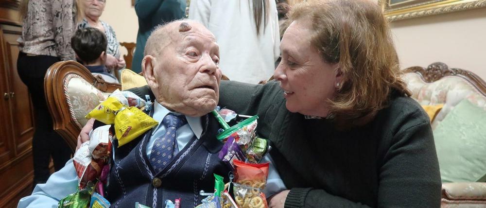 Saturnino de la Fuente am seinem 110. Geburtstag im Jahr 2019