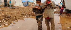 Verheerende Auswirkungen hat der Syrienkrieg vor allem auf Kinder. Unicef schätzt, dass bereits heute sieben Millionen Mädchen und Jungen von Gewalt und Vertreibung betroffen sind.