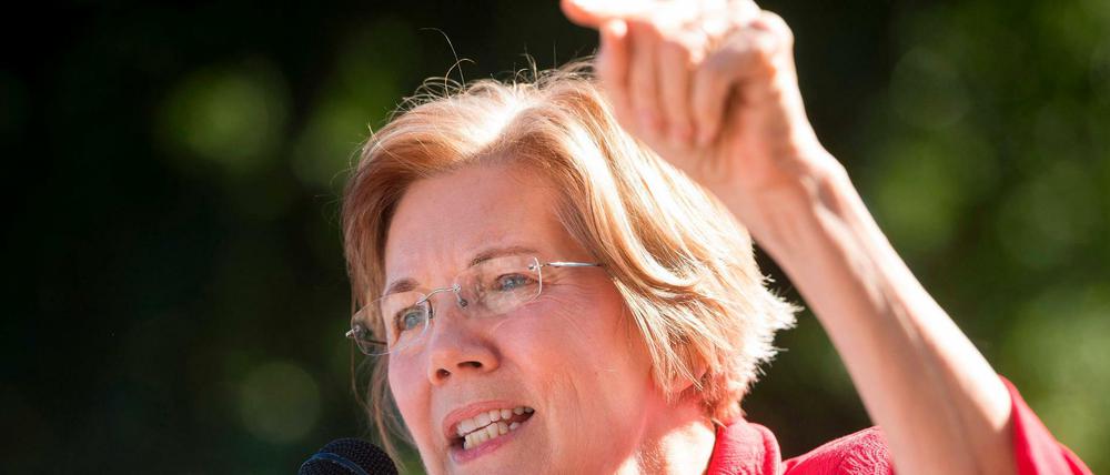 Auch die demokratische US-Senatorin Elizabeth Warren ist schon Opfer eines sexuellen Übergriffs geworden. 