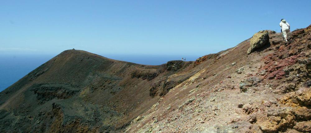 Die Vulkanwanderroute durch die Region Cumbre Viejo ist berühmt wegen ihrer atemberaubenden Ausblicke. Aktuell gilt jedoch „Alarmstufe Gelb“.
