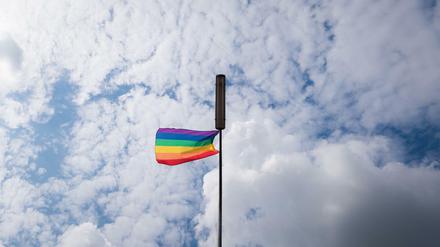 Die Regenbogenfahne gilt als Zeichen für Toleranz und Akzeptanz.