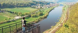 Luftiger Ausguck. Der „Skywalk“ über den Hannoverschen Klippen wurde gerade erst eröffnet – und bietet einen großartigen Blick über die Weser. 