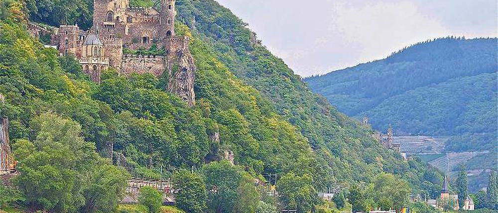 Dornröschen wohnt hier nicht mehr. Doch märchenhaft verwinkelt ist die Burg Rheinstein allemal. Seit 2002 gehört sie zum Unesco-Welterbe.