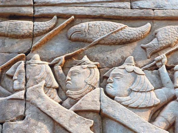 Gestochen scharf. Die Reliefs von Angkor erzählen viele Geschichten.