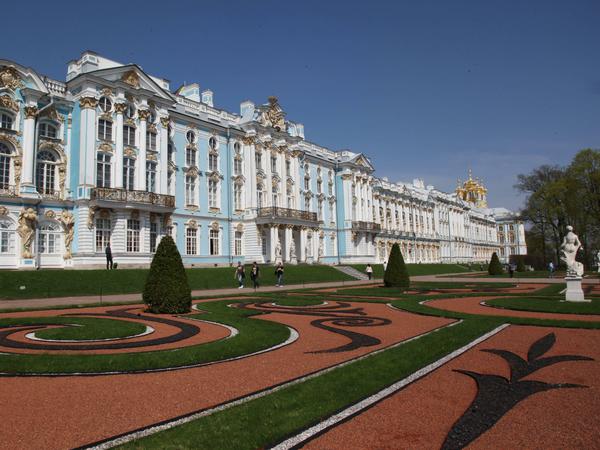 Pracht in St. Petersburg: der Katharinenpalast