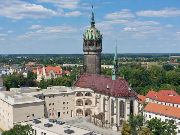 Großer Turm. Die Schlosskirche in Wittenberg ist dank Luther weltberühmt.