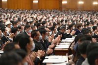 Einheit geboten. China klatscht sich beim Volkskongress aus der Krise. Foto: Imago/Xinhua