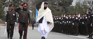 Der Taliban-Funktionär Khalifa Sirajuddin Haqqani auf einer Parade im Jahr 2022.