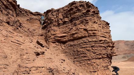 Red Stone ist ein vor über 100 Millionen Jahren ausgetrocknetes Flussdelta in der chilenischen Atacama-Wüste und gilt als eine Region auf der Erde, die am stärksten den heutigen Bedingungen auf dem Mars ähnelt.