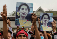 Unterstützer von Aung San Suu Kyi in Myanmar (am 7. Februar 2021) Foto: dpa/Zuma Wire/Andre Malerba 