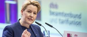 Franziska Giffey (SPD), Regierende Bürgermeisterin von Berlin, wirbt fürs Handwerk.