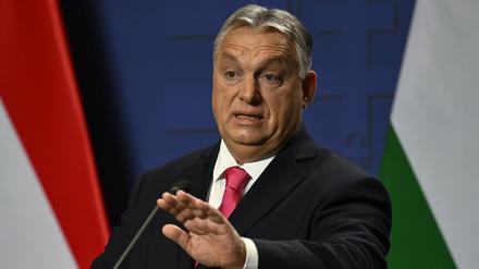 Viktor Orban, Ministerpräsident von Ungarn, spricht während einer Pressekonferenz. Seine Regierungskoalition will Schwedens Nato-Beitritt erst ermöglichen, wenn dessen Ministerpräsident Ulf Kristersson seinen ungarischen Amtskollegen Orban in Budapest besucht.