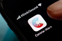 Die Corona-Warn-App ist bereits auf Millionen deutschen Smartphones installiert. Foto: dpa