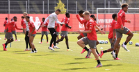 Jugend trainiert für den Klassenerhalt. Bei Mainz 05 sind große Sprünge in der kommenden Saison nicht zu erwarten. Foto: dpa