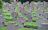 Grabpflege für Kriegsverbrecher