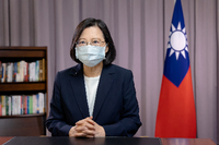 Taiwans Präsidentin Tsai Ing-wen rief Peking in einer Videoansprache zu Besonnenheit auf. Chinas Militär hat Schießübungen rund um ihr Land gestartet. Foto: Präsidialamt Taiwan