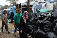 An persönliche Hygiene ist in Moria zurzeit kaum zu denken. Foto: Elias Marcou/Reuters
