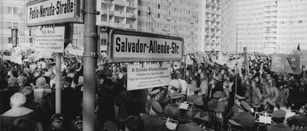 Am 3.11.1973 wurden zwei Straßen in Köpenick nach Salvador Allende und Pablo Neruda benannt