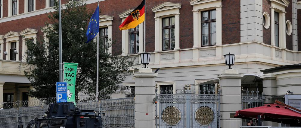 Die deutsche Botschaft in Istanbul.