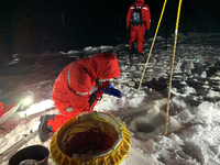 Aus hunderten Metern Wassertiefe fing das MOSAiC-Team mit Langleinen Fische aus dem überfrorenen Nordpolarmeer. Foto: Nicole Hildebrandt