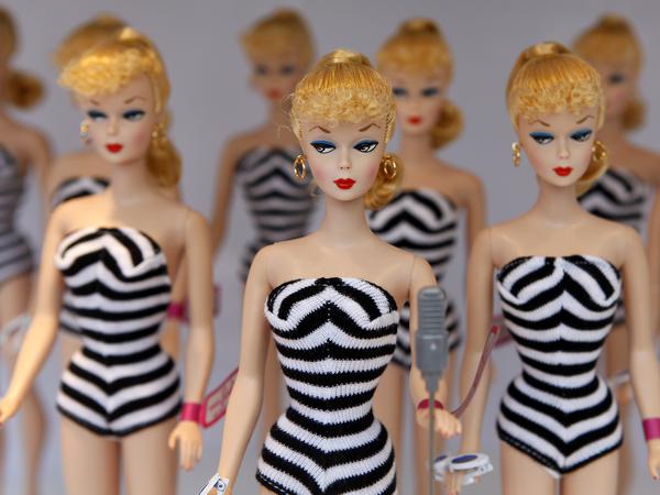 Barbiepuppen: In großen Einzelhandelsketten darf Spielzeug nicht mehr nach Geschlecht sortiert werden.