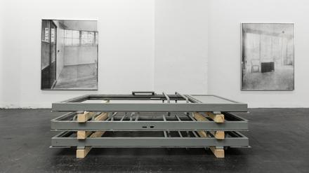 Blick in die Ausstellung von Bastian Gehbauer in der Hoto Galerie.