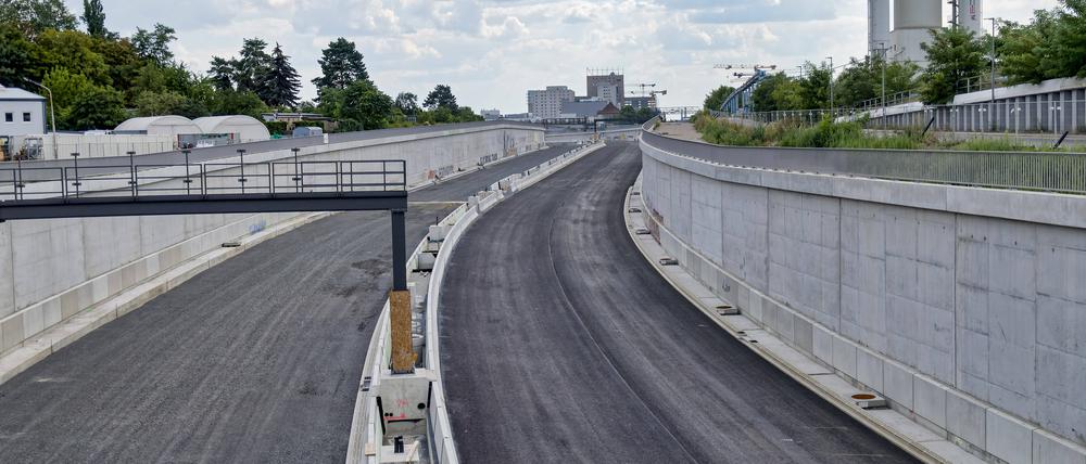 Aktuell wird der 16. Bauabschnitt der Stadtautobahn zum Treptower Park gebaut.