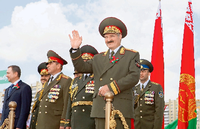 Belarus Präsident Alexander Lukashenko bei einer Parade zum Unabhängigkeitstag vor einigen Jahren. Foto: Nikolay Petrov AFP