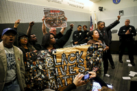 Der Kampf um gleiche Rechte dauert an, weltweit: Protest der "Black Lives Matter"-Bewegung gegen den Tod schwarzer Personen in Polizeigewahrsam in den USA. Foto: Reuters