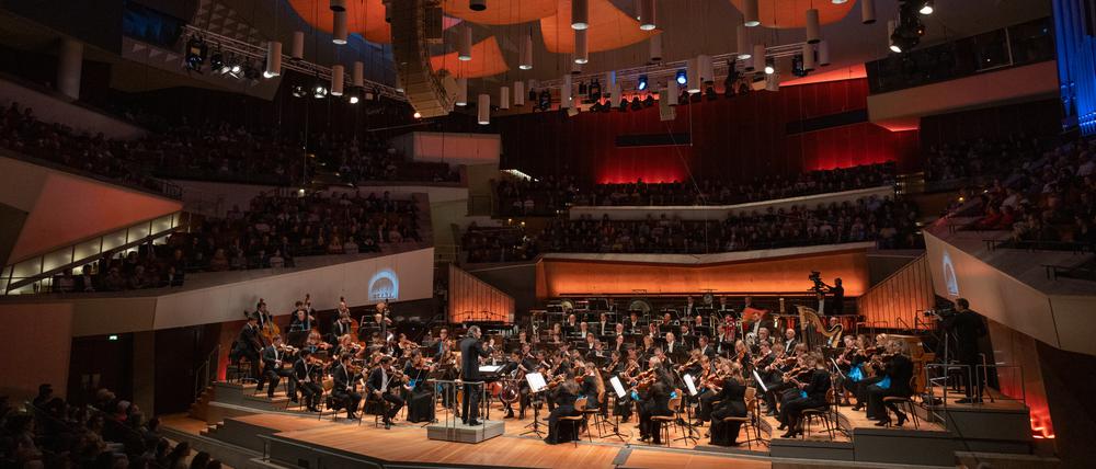 Das Jubiläumskonzert 100 Jahre Rundfunk-Sinfonieorchester Berlin in der Philharmonie. 