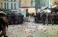 Am 30. Januar 1972, dem „Bloody Sunday“, erschossen britische Soldaten 13 katholische Demonstranten im nordirischen Londonderry. Foto: UPI/dpa