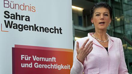 Sahra Wagenknecht, Vorsitzende des Bündnis Sahra Wagenknecht (BSW), spricht bei einem Pressestatement im Paul-Löbe-Haus. 