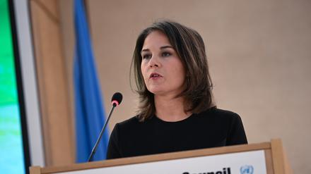 Vor dem Menschenrechtsrat der Vereinten Nationen in Genf sprach Außenministerin Annalena Baerbock auch über die Situation der Frauen in Afghanistan, die Lage im Jemen und über Kinderrechtee in der Ukraine.