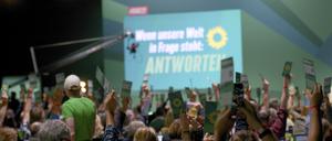 Abstimmung bei der 48. Ordentlichen Bundesdelegiertenkonferenz von Bündnis90/Die Grünen im World Conference Center. Bonn, 15.10.2022